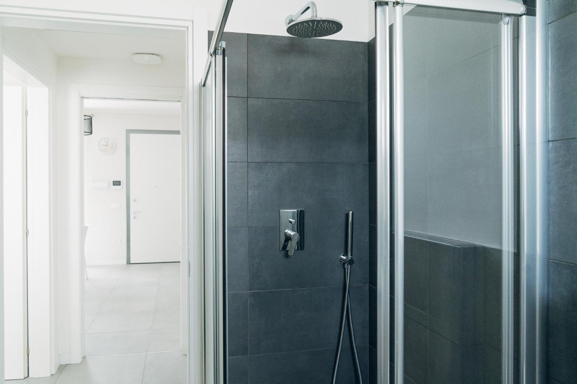 The Prince - Luxury Apartments With Pool 페스키에라델가르다 외부 사진